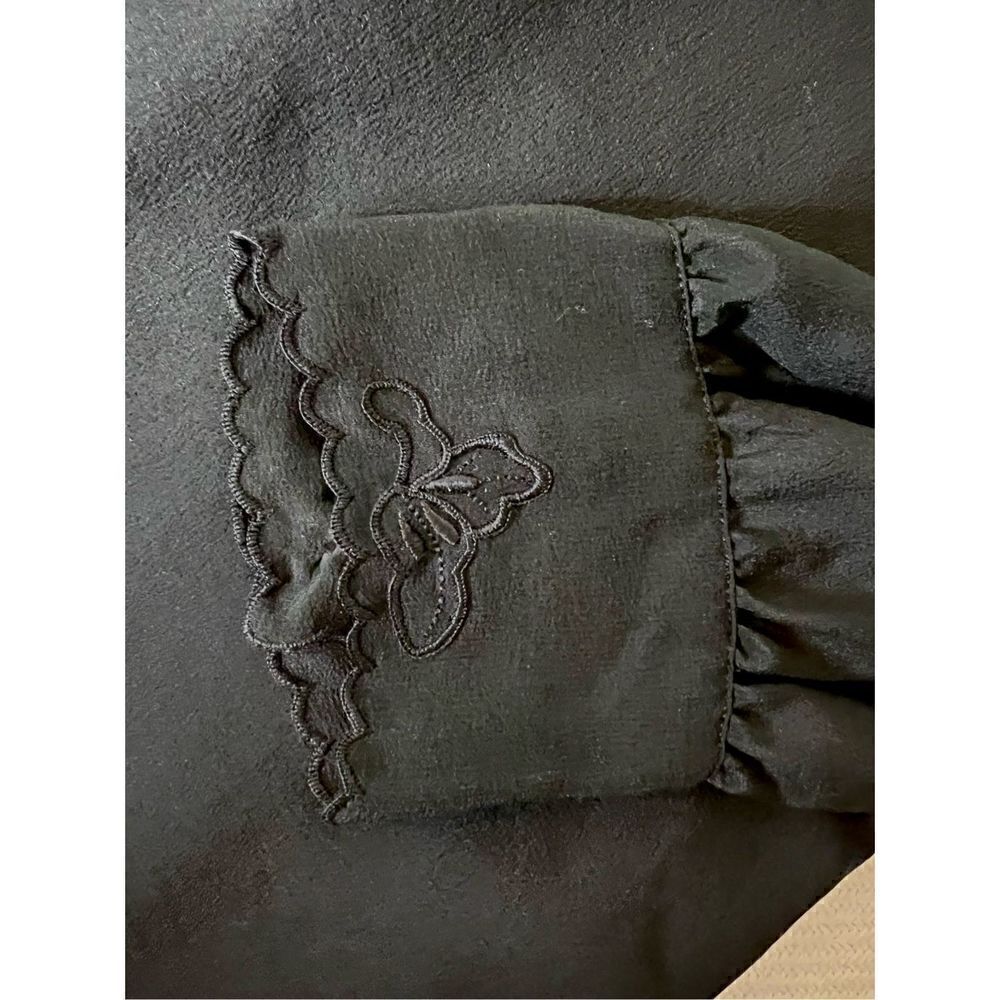 Vtg Garfinckel’s Black Cut Out Decor Frog Closure Blouse sz 10 See Measurements - Picture 7 of 11